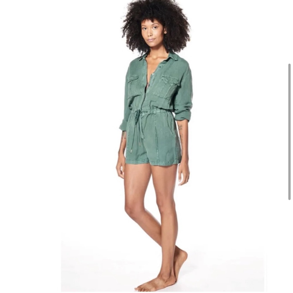 NWOT Young Fabulous & Broke YFB Lakeside Cargo Shorts Utility Romper Size small - Picture 3 of 15